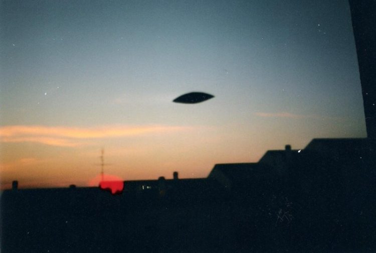 Former Israeli Official Claims ‘The Truth is Out There’