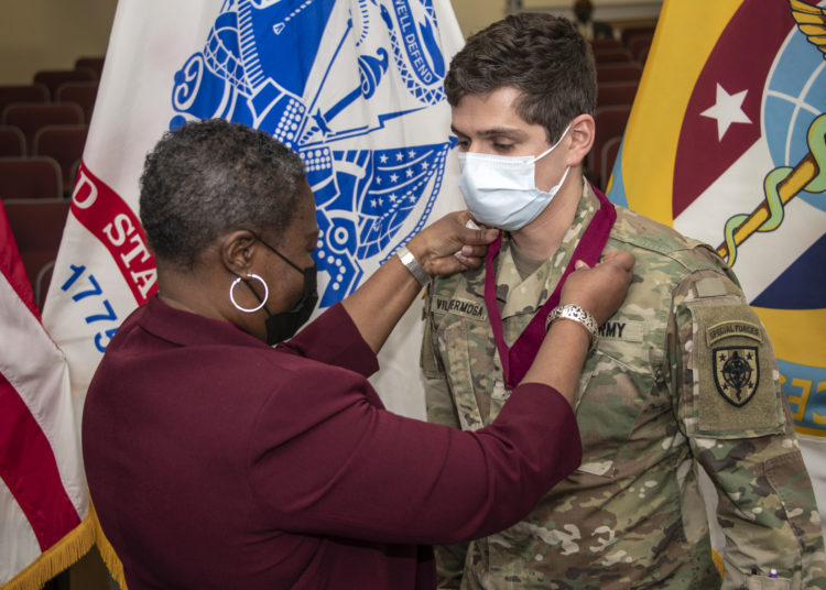 Special Forces “Green Beret” Makes Medical History