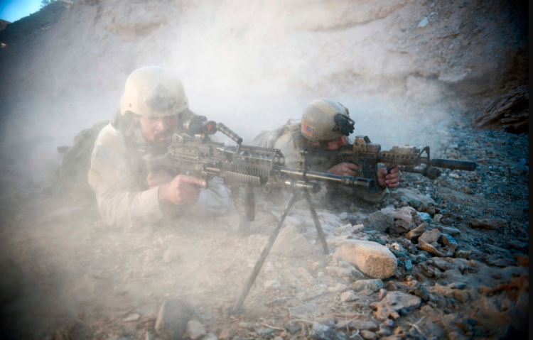 Navy SEAL Explains the Difference Between Failing and Quitting