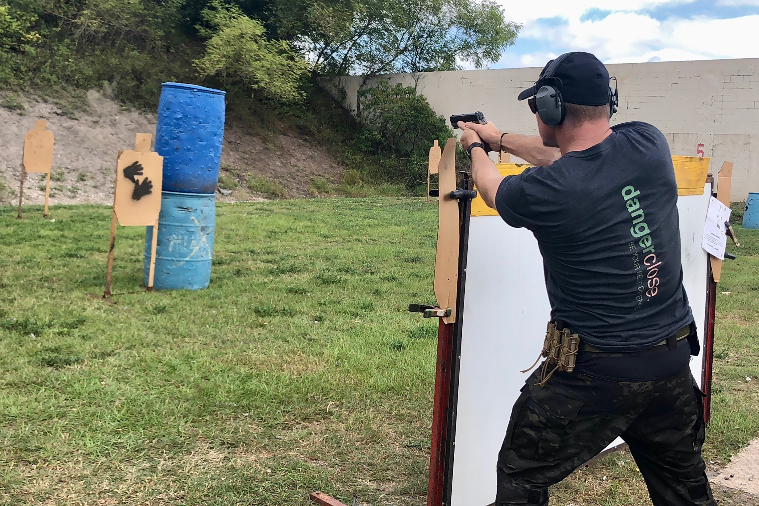 Glock 19 Versus Sig P320: Which Gun Wins This Epic Battle?