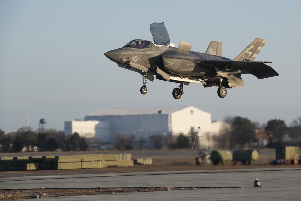 F-35 landing