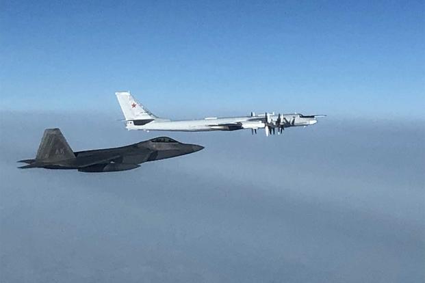 F-22 Raptor intercepts Russian Tu-95