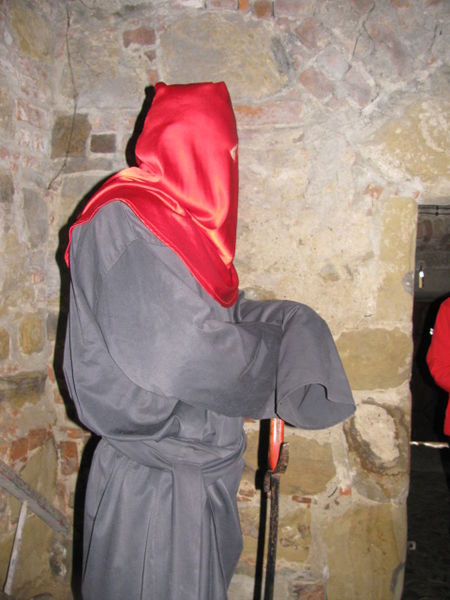 The Executioner As A Profession In Medieval Times | SOFREP