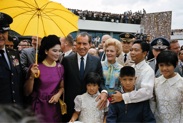 Former US President Richard Nixon with the Marcos Family at the Manila International Airport (Now the Ninoy Aquino International Airport) (Wikimedia Commons). Source: https://commons.wikimedia.org/wiki/File:Richard_Nixon_with_the_Marcos_family.png