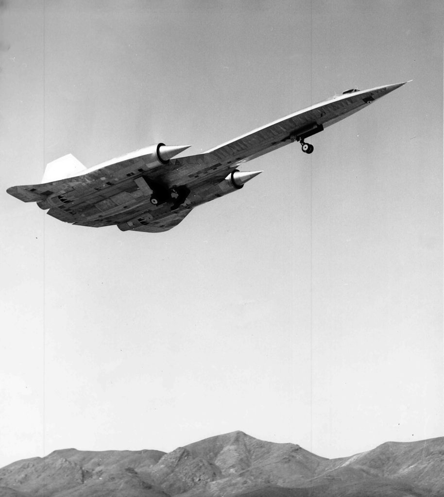 An A-12 (60-6924) takes off from Groom Lake during one of the first test flights, piloted by Louis Schalk (Wikipedia). Source: https://en.wikipedia.org/wiki/Lockheed_A-12#/media/File:A-12_Schalk_Flight,_1962.jpg