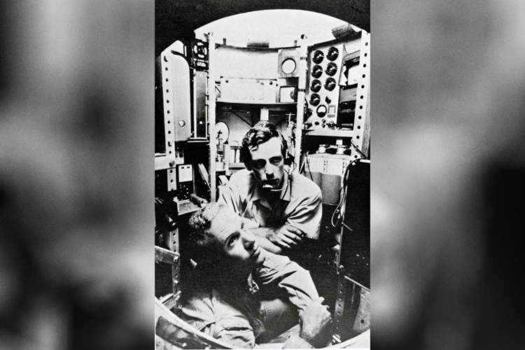 Voyage To The Bottom of The Sea Aboard The Navy Bathyscaphe The Trieste