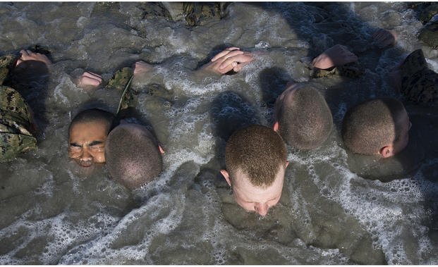 Navy SEAL Trainee Finishes Hell Week With Broken Back, Another Dead ...