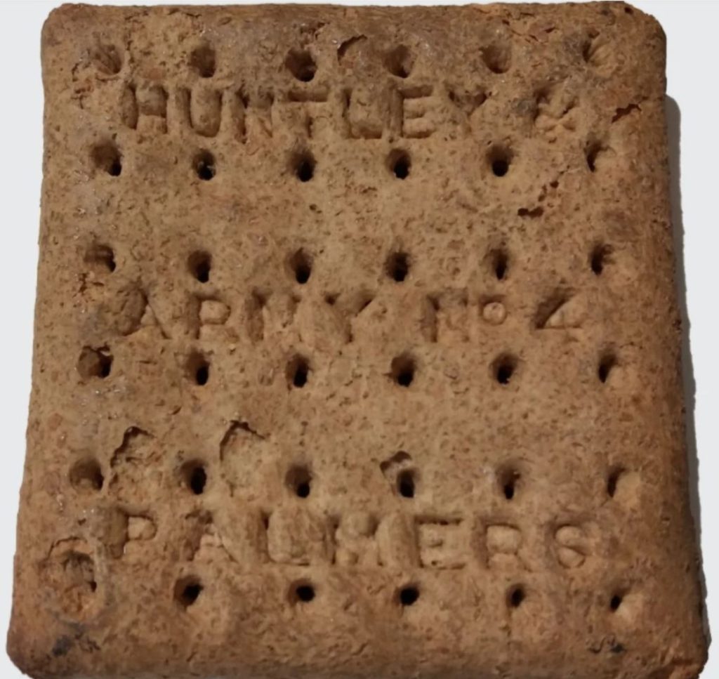 Soldiers would complain that this biscuit was tougher than their teeth. Image Credit: new.qq.com