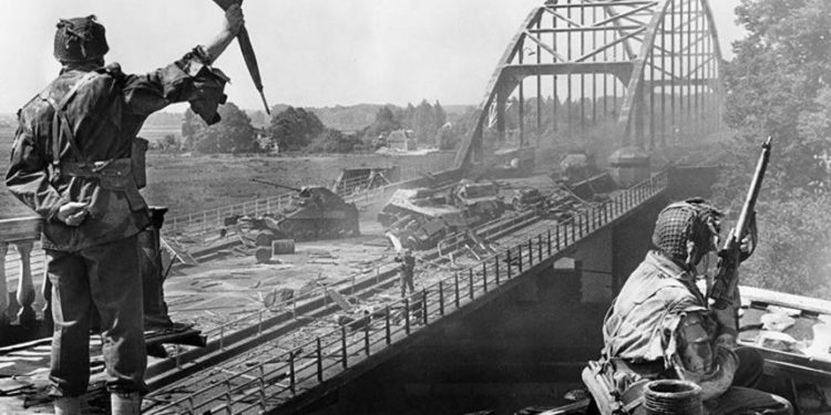 Digby Tatham-Warter: The Umbrella Weilding Major of WWII