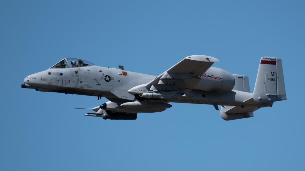 A U.S. Air Force A-10C Thunderbolt II from the 107th Fighter Squadron at Selfridge Air National Guard Base, Mich., performs an aerial demonstration over the Ohio River in downtown Louisville, Ky., April 23, 2022 as part of the Thunder Over Louisville air show. This year’s event celebrated the 75th anniversary of the United States Air Force. (U.S. Air National Guard photo by Dale Greer). Source: https://www.dvidshub.net/image/7160324/thunder-air-show-honors-air-force-75th-anniversary