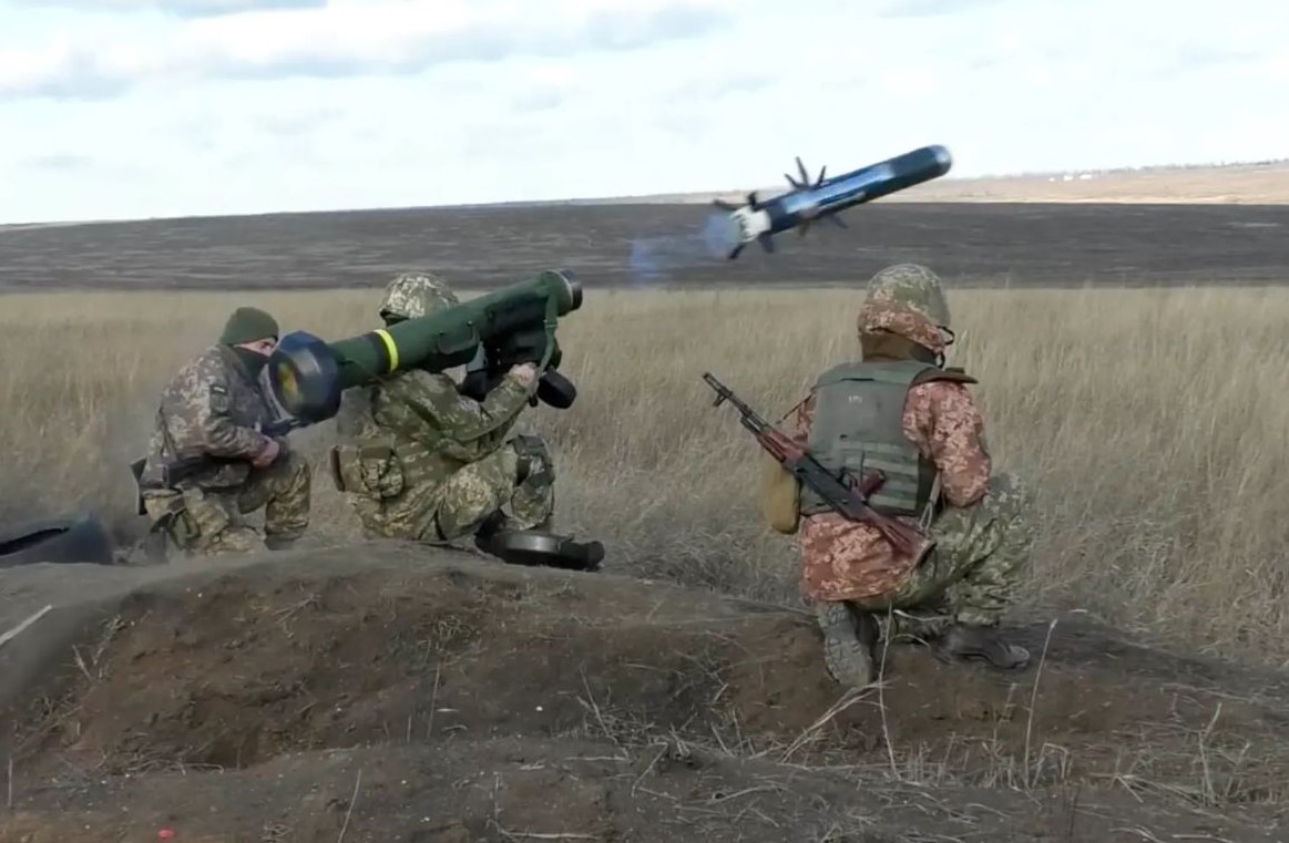 Learn About the Javelin Tank Killers Heading To Ukraine