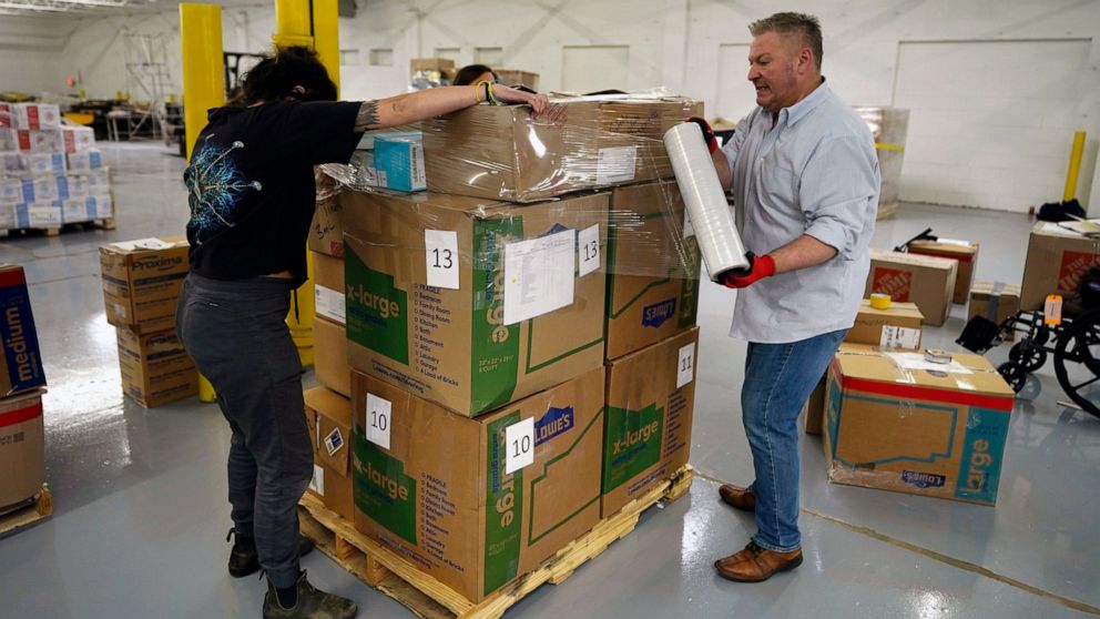 Supply Carriers Halt Shipments to Ukraine When They Are Needed Most