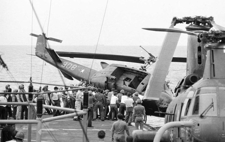 Operation Frequent Wind: When the Sailors Threw Helicopters Overboard to Make Room for Evacuees