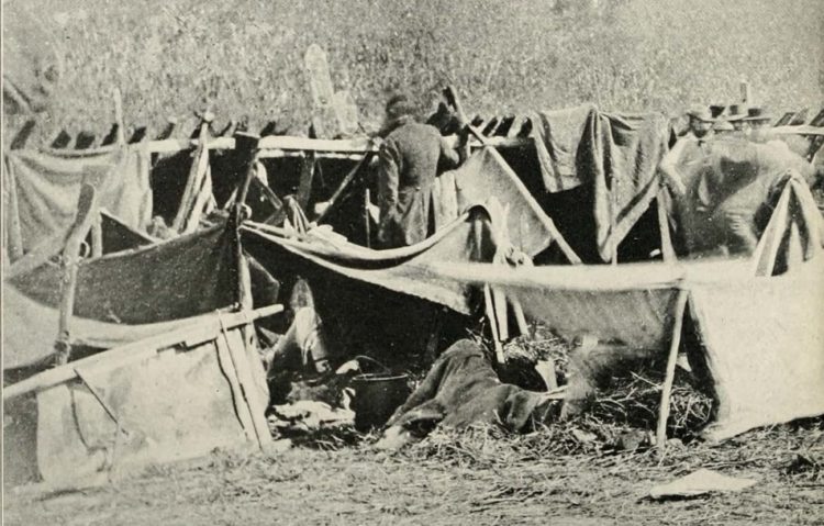 Like Long Baths? Being a Civil War Soldier is NOT For You