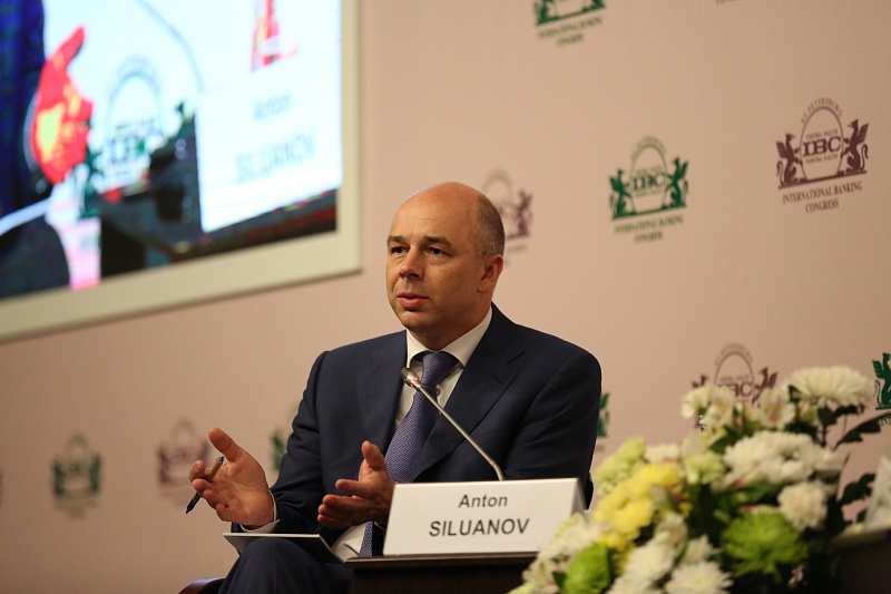 Russian Finance Minister Anton Siluanov in 2015 (MaslovaN, CC BY-SA 4.0 , via Wikimedia Commons). Source: https://commons.wikimedia.org/wiki/File:%D0%A1%D0%B8%D0%BB%D1%83%D0%B0%D0%BD%D0%BE%D0%B2_%D0%9C%D0%91%D0%9A-2015.jpg