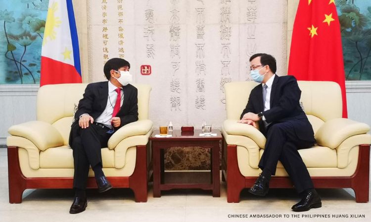 Marcos Jr. and Chinese Ambassador Huang Xilian (CNN Philippines). Source: https://www.cnnphilippines.com/news/2021/10/21/China-Embassy-Bongbong-Marcos.html