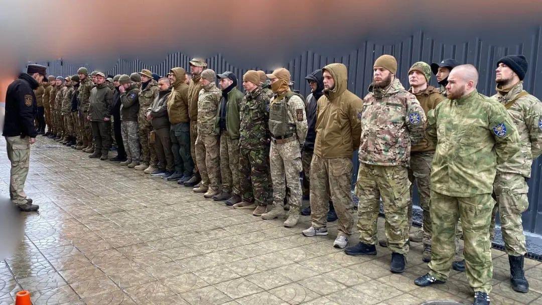 The Falcon Company of the Carpathian Sich Volunteer Battalion (Олег Тягнибок). Source: https://twitter.com/o_tiahnybok/status/1511240826499780608