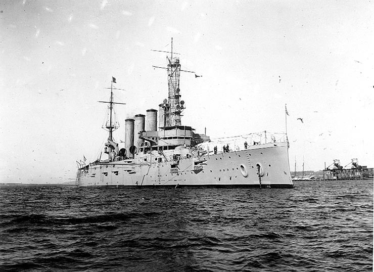  USS San Diego on 28 January 1915 (Wikimedia Commons). Source: https://commons.wikimedia.org/wiki/File:Uss_california_ca.jpg