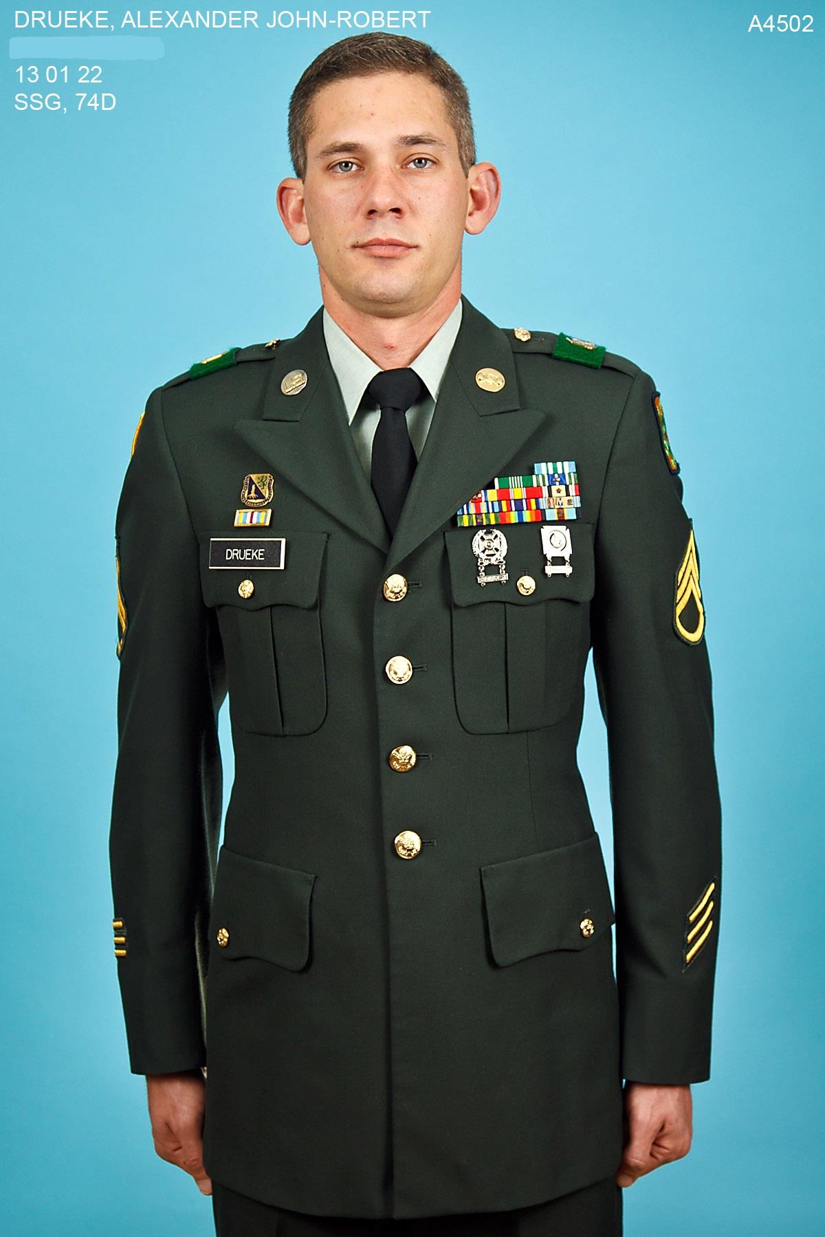Alexander Drueke in his military regalia (Alexander J. Drueke). Source: https://www.facebook.com/photo/?fbid=10151437146556154&set=ecnf.739961153
