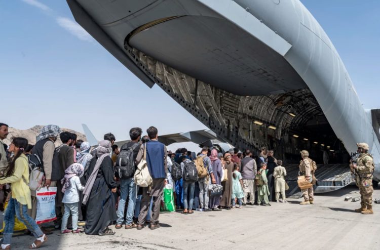 Air Force Clears C-17 Crew That Flew With Human Remains in Wheel Well