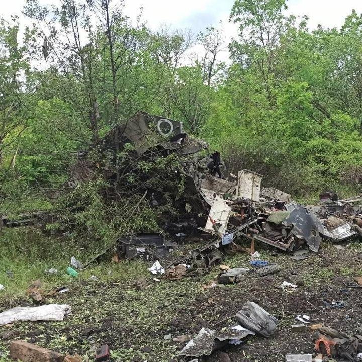 A destroyed Russian BMD-4M from Russia's 76th Air Assault Division (Rob Lee). Source: https://twitter.com/RALee85/status/1528830727802036228