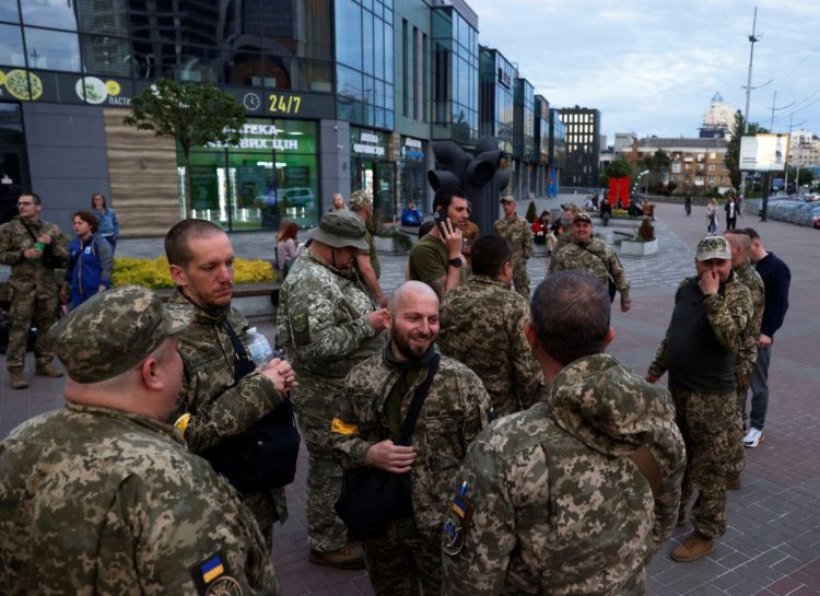 Ukrainian ‘Unicorn’ LGBTQ+ Soldiers Fighting Against the Russians