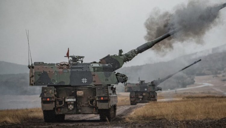 German Self-Propelled Howitzers Finally Arrive in Ukraine