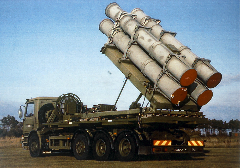  Royal Danish Navy's Mobile Missile Battery which was in service from early 90's capable of firing Harpoon missiles for coastal defence. The batteries were under the auspices of MOBA, MObile BAse, (1960-2003). Truck is a Scania 113M/320 (Marinens Biblioteks Arkiv. (Attribution or Attribution), via Wikimedia Commons). Source: https://commons.wikimedia.org/wiki/File:RDN_mobile_misbat.jpg