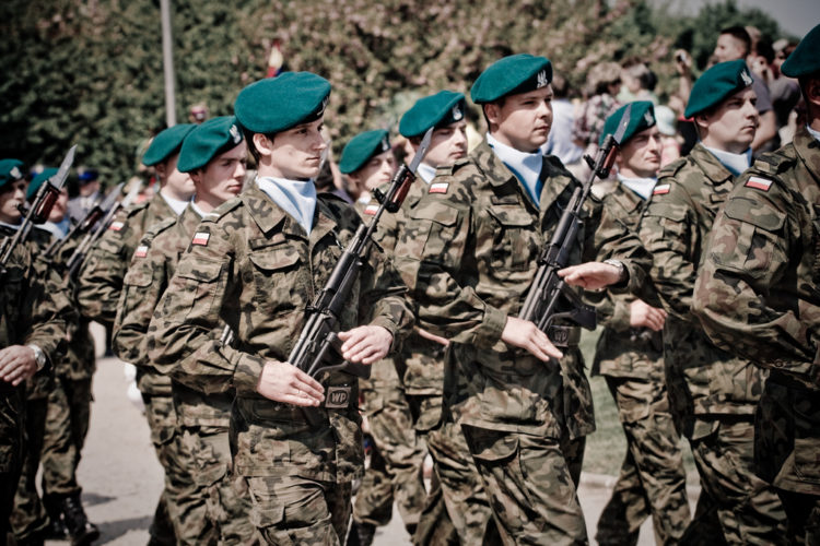 Poland Beefs Up Reserve, Jumpstarts Military Training With 1,000 Volunteers