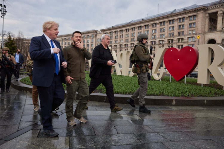 UK Will Send $1.2 Billion more in Weapons to Ukraine