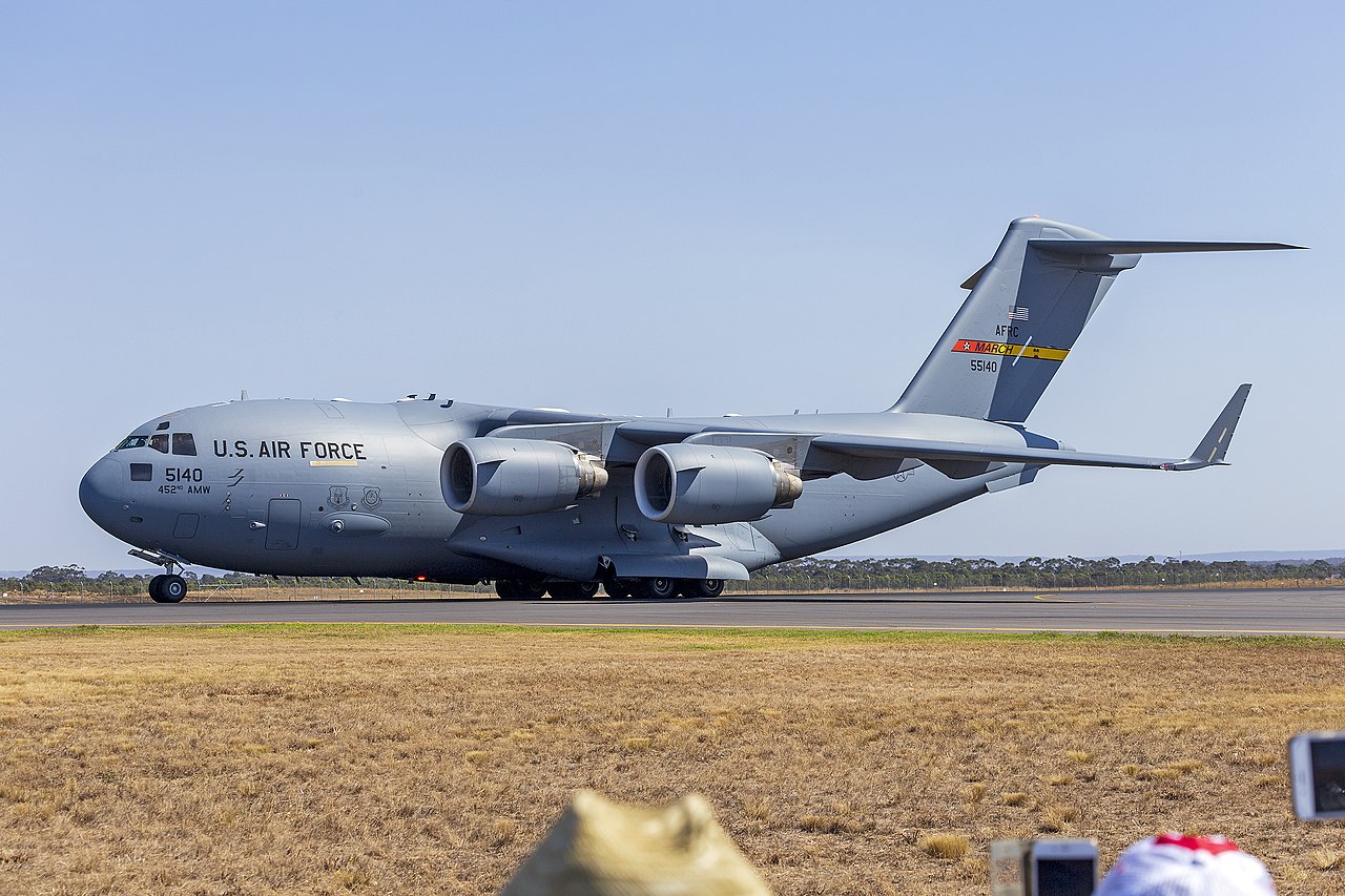 United States Air Force (05-5140) Boeing C-17 Globemaster III taxiing at the 2019 Australian International Airshow