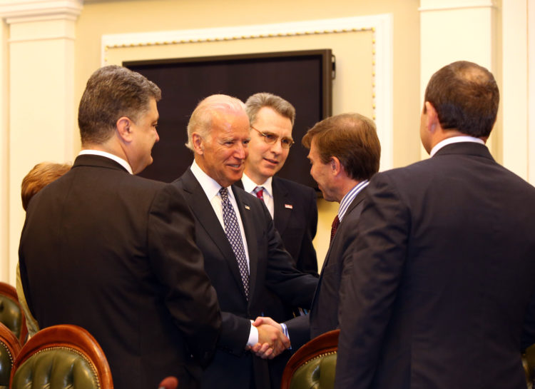 US to Send Another $400 Million in Weaponry to Ukraine