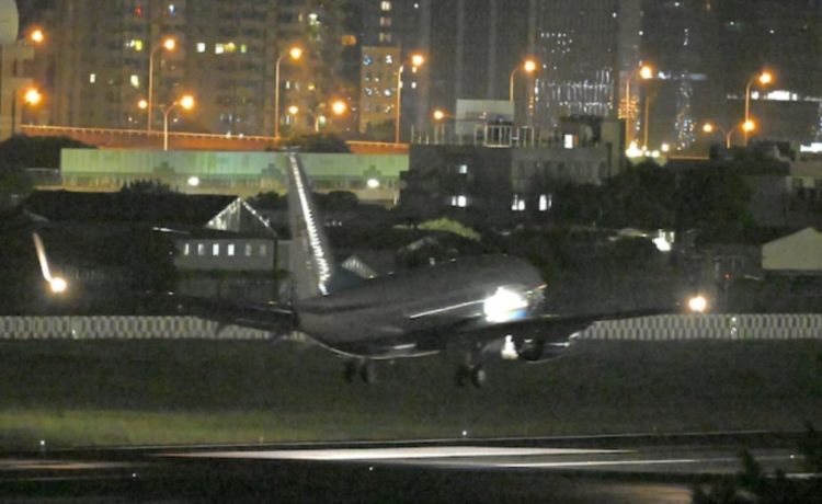 US Speaker Pelosi Arrives in Taiwan Despite Threats of Chinese Retaliation