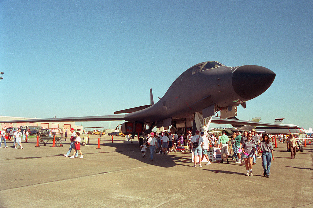 Quick Facts About The Soon-Retiring B-1 Bomber | SOFREP