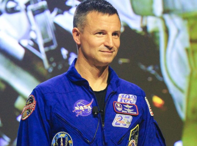 Astronauts Impart Wisdom to Cadets, Inspiring Them to Become ‘Leaders of Character’