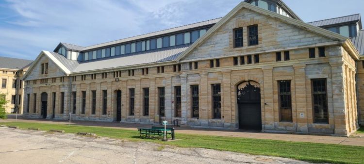 New Online Real Estate Tool Could Have Numerous Benefits for Garrisons