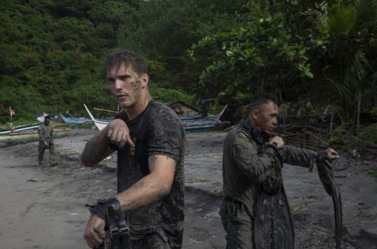 The Pic of the Day: Marine Corps Cross-training in the Philippines
