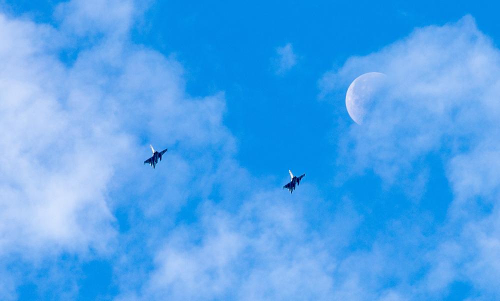 (U.S. Navy photo by Mass Communication Specialist 2nd Class Danielle Baker/Released)