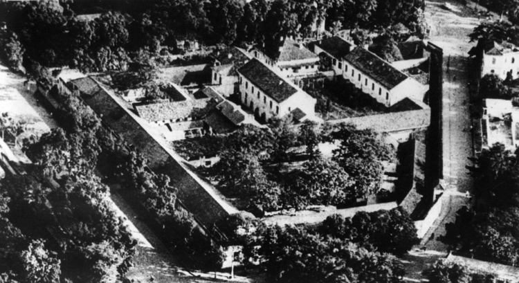 This Vietnam War Prison Was Dubbed ‘Hanoi Hilton’ By American POWs