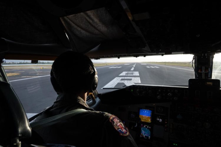 The Pic of the Day: KC-135 Stratotanker On the Runway