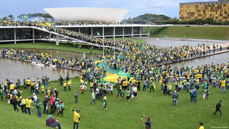 Brazil Insurgence: 5 Questions About the Role of the Military in the Government