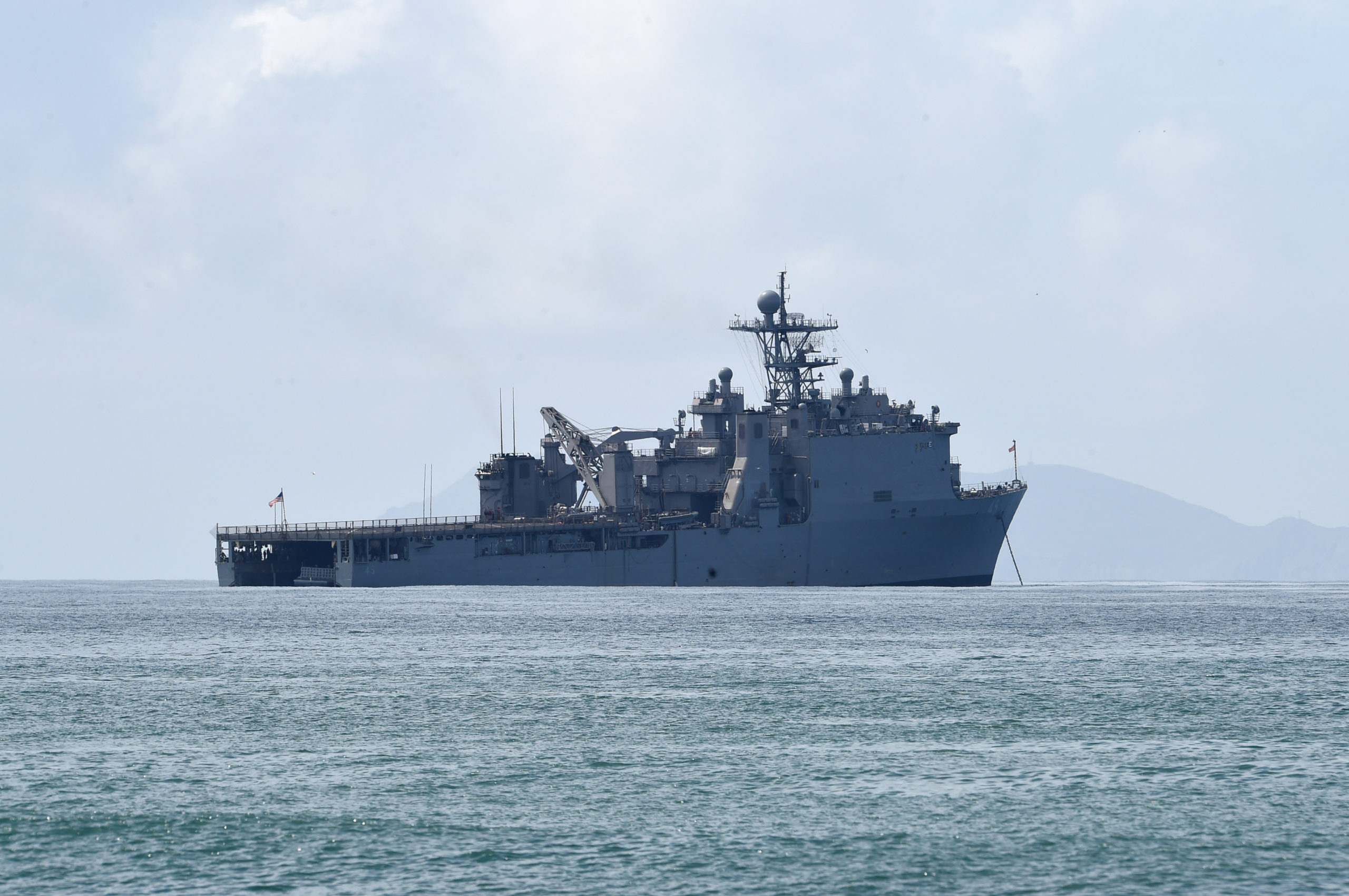 USS Comstock (LSD 45) Dock Landing Ship