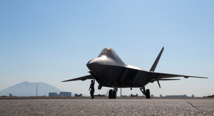 Fifth-Gen F-22 Fighters Touch Down in the Philippines for the First Time Ever