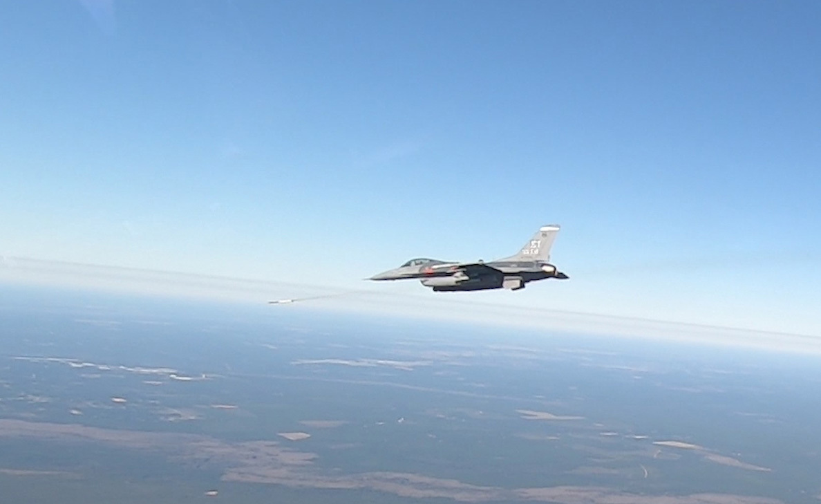 F16C-fighting-falcon