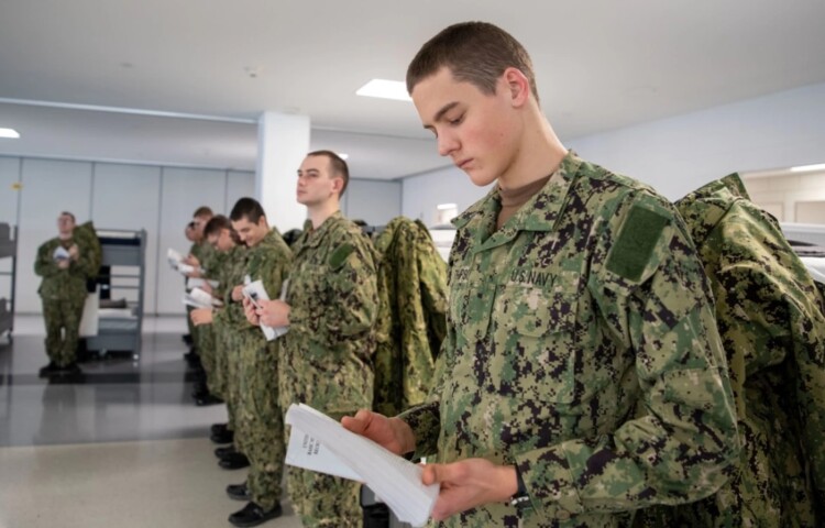 Motivating Enlistment: Challenges of Military Recruitment