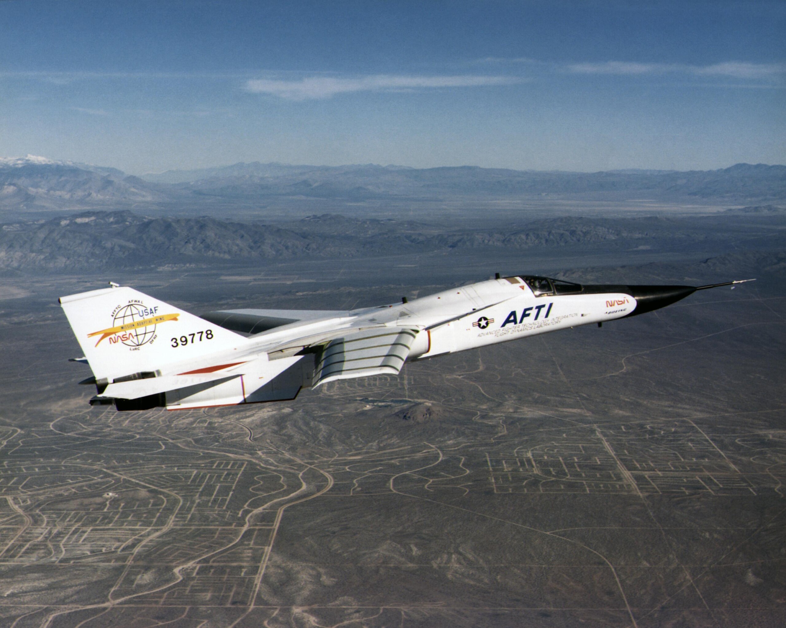 AFTI F-111
