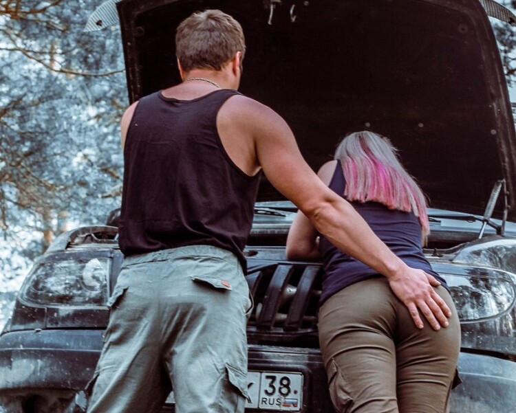 Field Manual to Intimacy: Sex Therapists’ Strategies for a Spicier Love Life