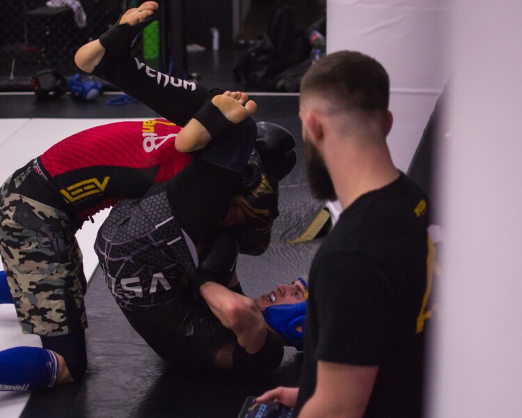 A Coach’s All-Important Tactical Gear Guide For the Aspiring MMA Fighter