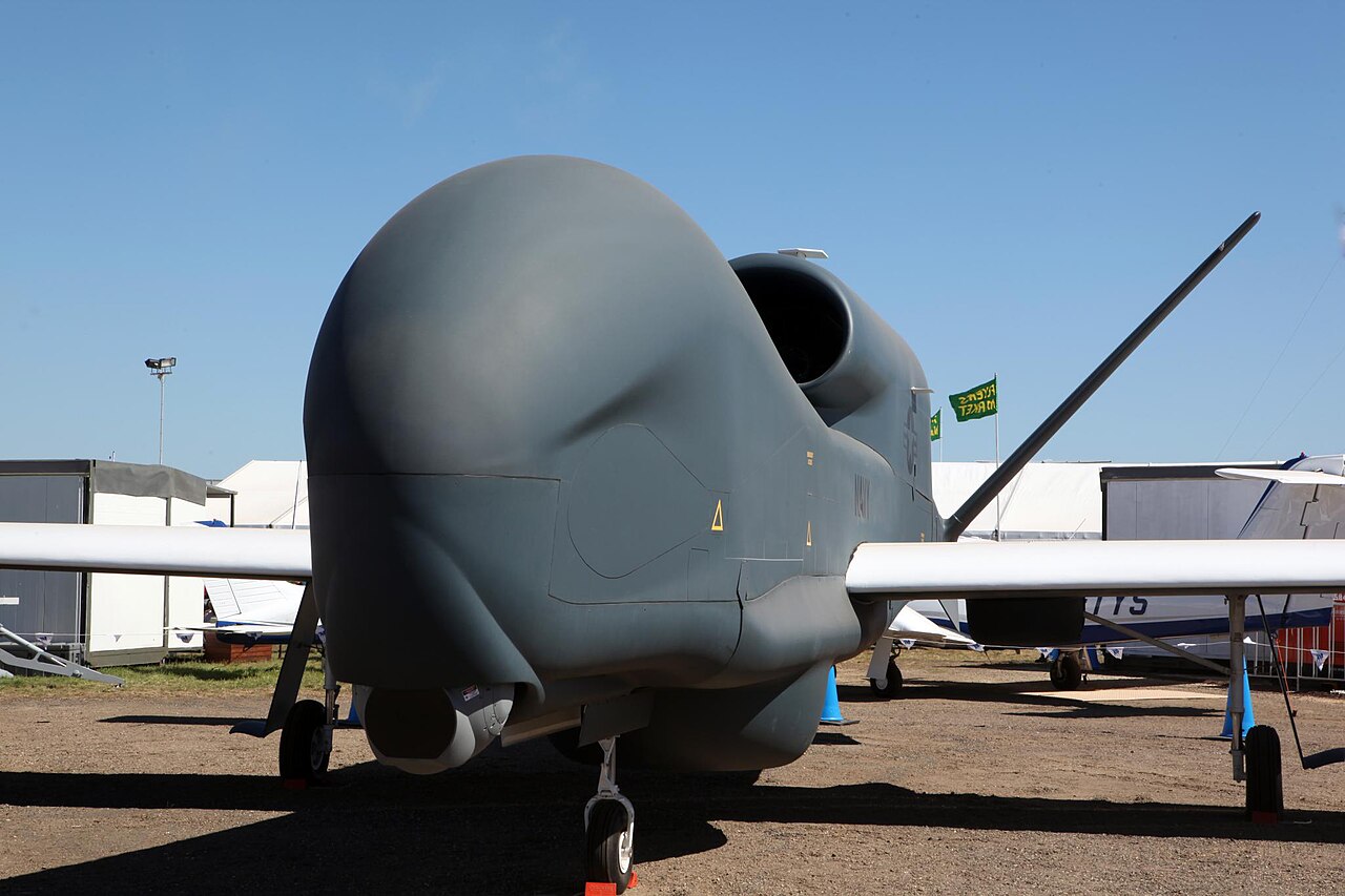 Northrop RQ-4 Global Hawk by bagera3005 on DeviantArt, image size:1280x853