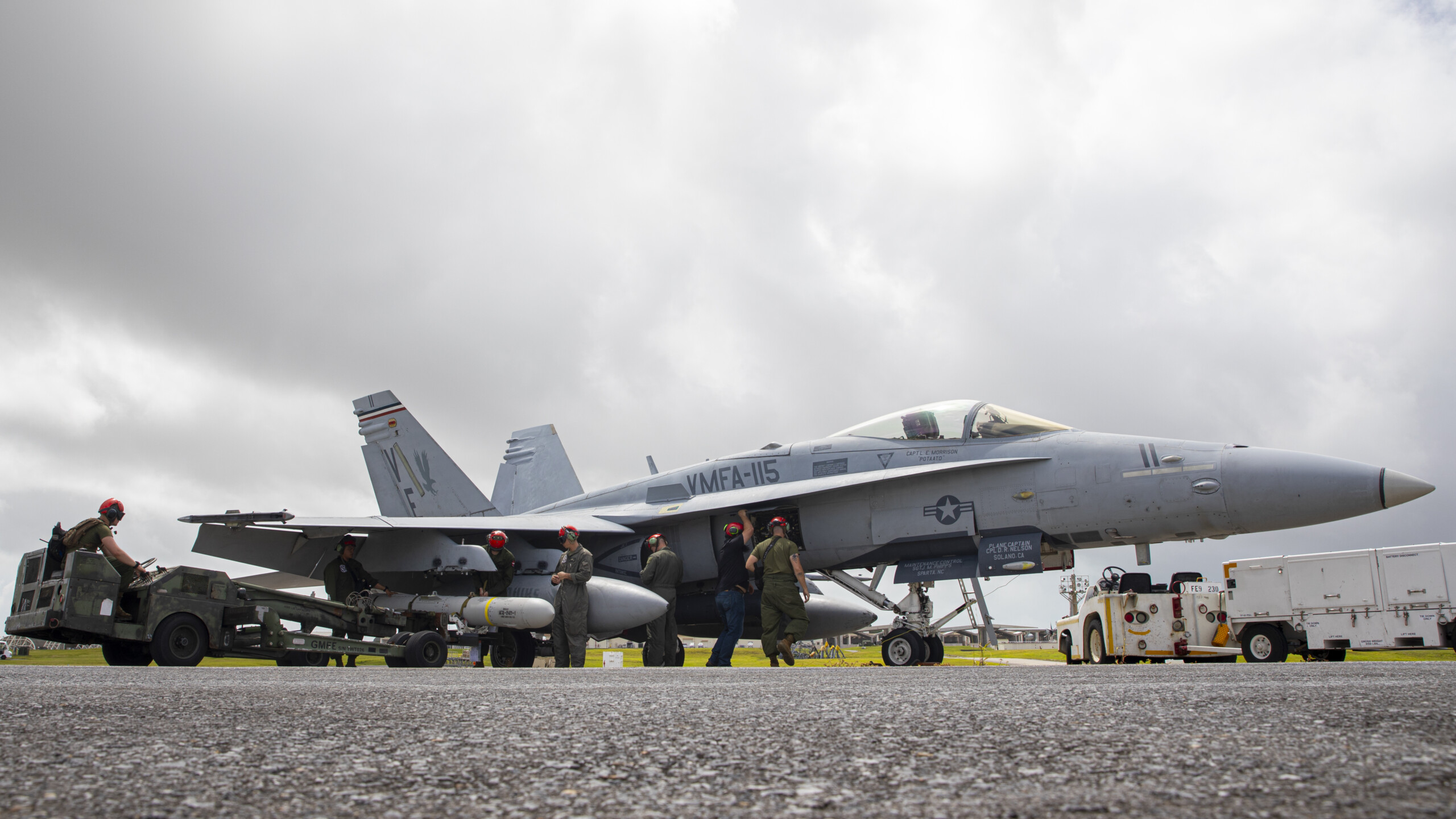 hornet-aircraft-agm-88